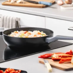 Wokpfanne Statement, Keramik, antihaft, Ø24cm – 20% Rabatt mit Code: COOK20